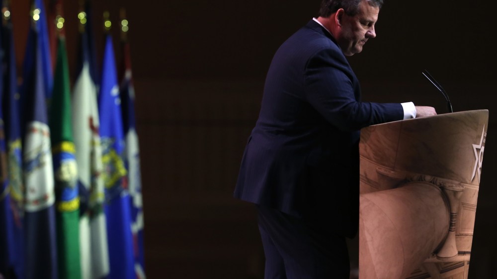 Gov. Chris Christie (R-NJ) speaks at the CPAC Conference, on March 6, 2014 in National Harbor, Md.