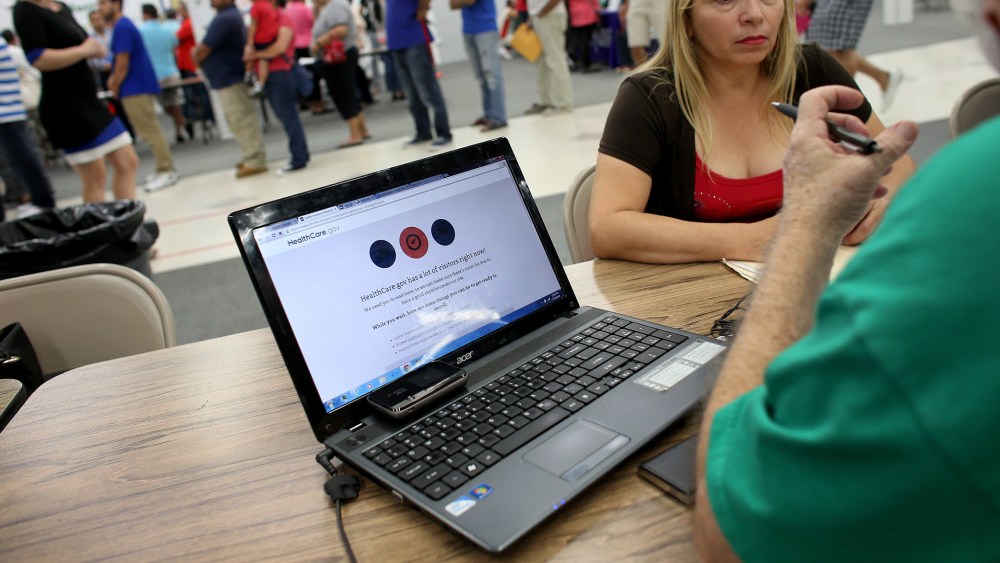 Americans Register For Health Care On Final Day of ACA Enrollment Drive
