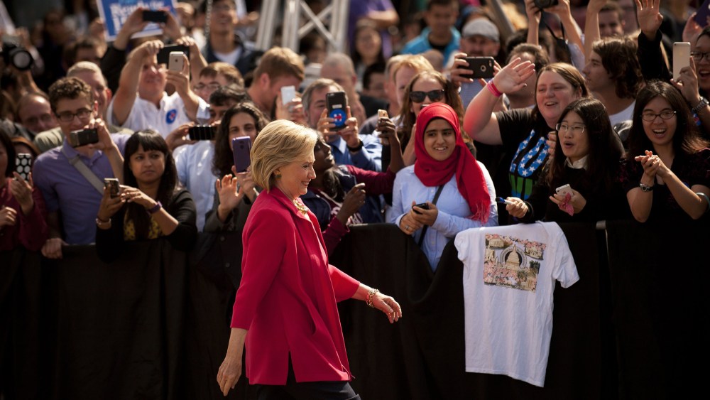 Democratic presidential candidate and former U.S. Secretary of State Hillary Clinton speaks to guests gathered for a campaign meeting on the campus of Case Western Reserve University on Aug. 27, 2015 in Cleveland, Ohio. (Photo by Jeff Swensen/Getty)