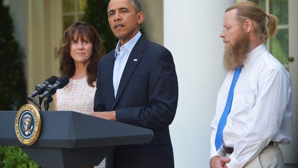 President Barack Obama speaks in the Rose Garden of the White House with Sgt. Bowe Bergdahl's parents, May 31, 2014 in Washington, D.C.