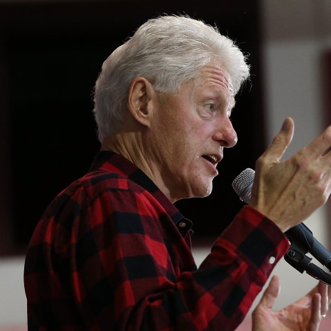 Bill Clinton Holds A Get Out The Vote Rally For Hillary Clinton In NH (Photo by Win McNamee/Getty)