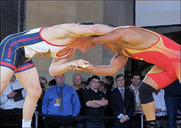 A singlet affair at Grand Central's Vanderbilt Hall