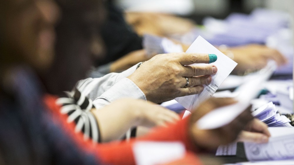 Ballots are counted at the Manchester Central Convention Complex in north west England on June 23, 2016. (Photo by Danny Lawson/AFP/Getty)