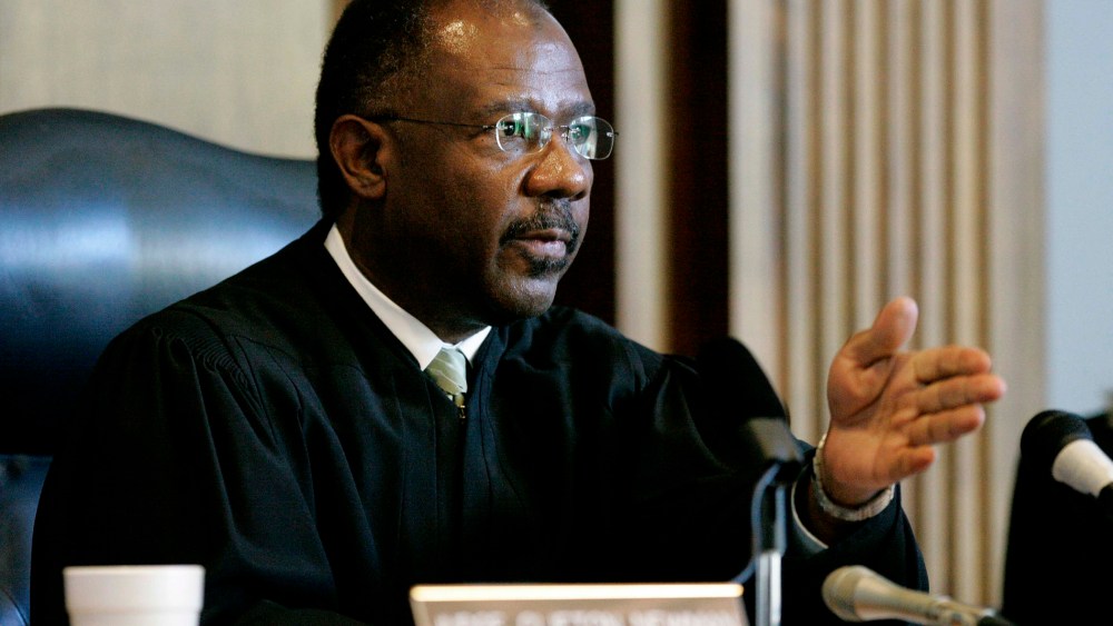 Judge Clifton Newman gestures in court in 2006, in St. Matthews, S.C. (Photo by Mary Ann Chastain/AP)