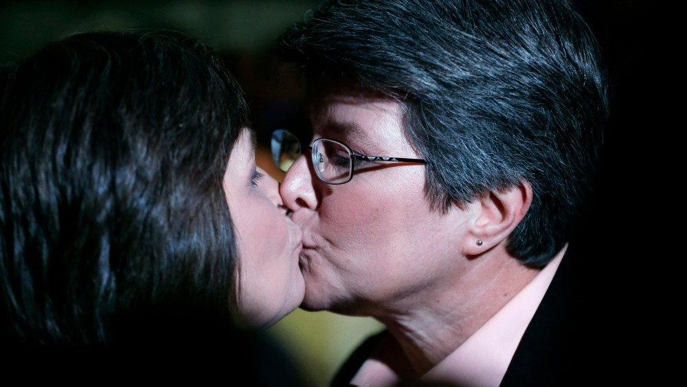 Cindy Meneghin, Maureen Kilian