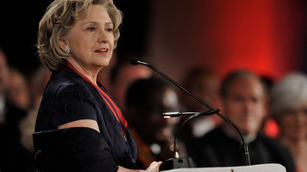 Hillary Clinton speaks after receiving the Order of Lincoln Award at the Field Museum in Chicago, Ill., May 3, 2014.