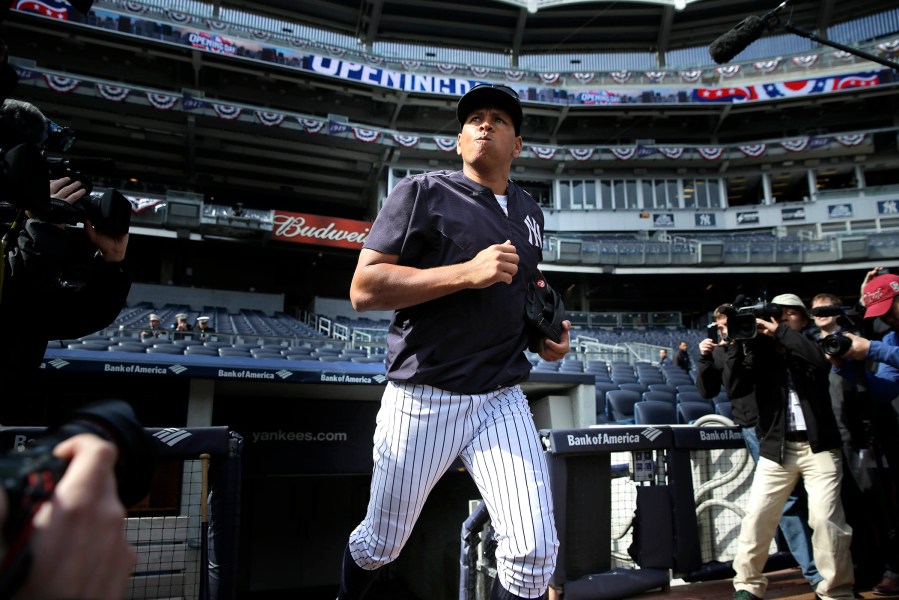 New York Yankees' Alex Rodriguez takes the field for batting practice before the opening day baseball game between the Toronto Blue Jays and the Yankees at Yankee Stadium, April 6, 2015, in New York. (Photo by Seth Wenig/AP)