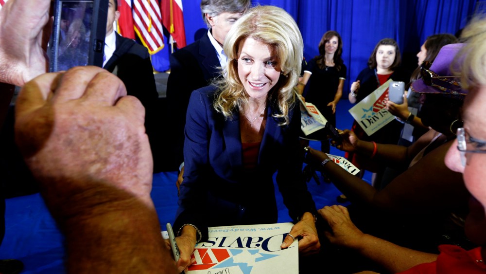 Wendy Davis Announces Gubernatorial Campaign