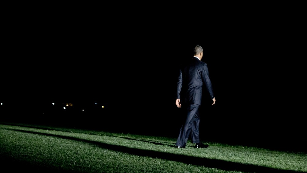 President Barack boards Marine One on the South Lawn of the White House on Sept. 3, 2013 in Washington.