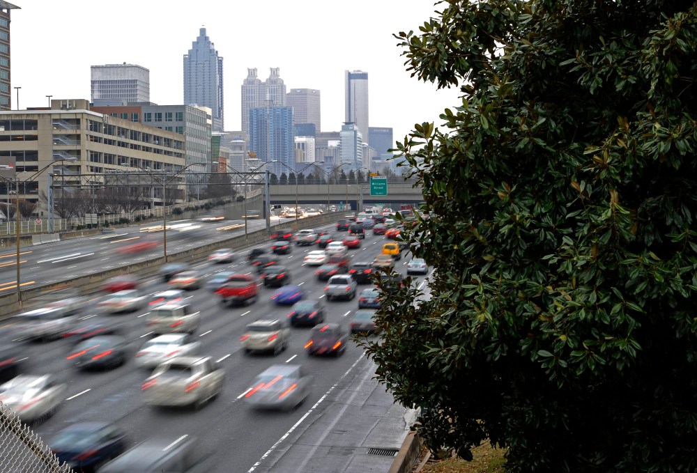 Traffic thickens on Interstate 75/85, Feb. 25, 2015, in Atlanta, Ga. (Photo by David Tulis/AP)