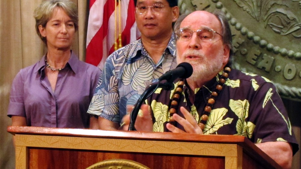 Hawaii gov. calls special session on gay marriage - Traci Lee - 09/10/2013