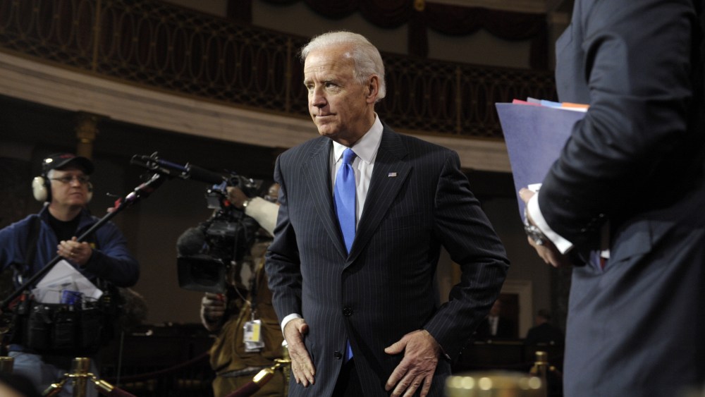 (AP Photo/Cliff Owen)