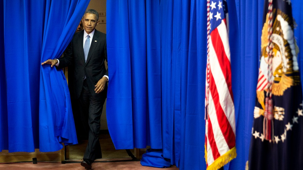 President Barack Obama arrives for a news conference at the Shima Kanko Hotel in Shima, central Japan, May 26, 2016, after completion the third working session of the G-7 Summit. (Photo by Carolyn Kaster/AP)