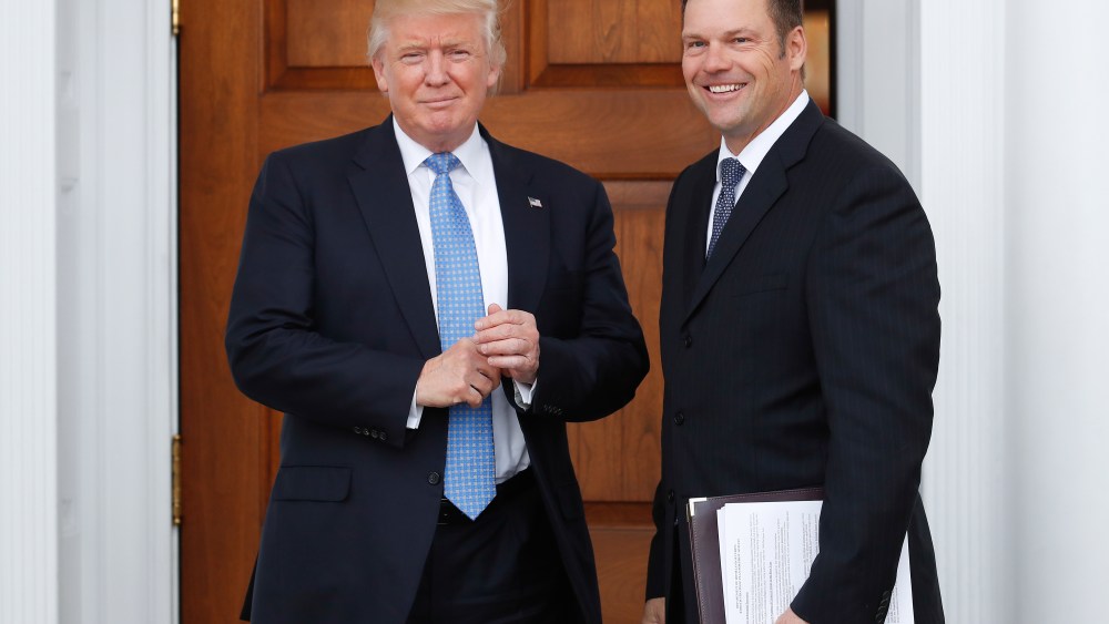 Donald Trump, Kris Kobach
