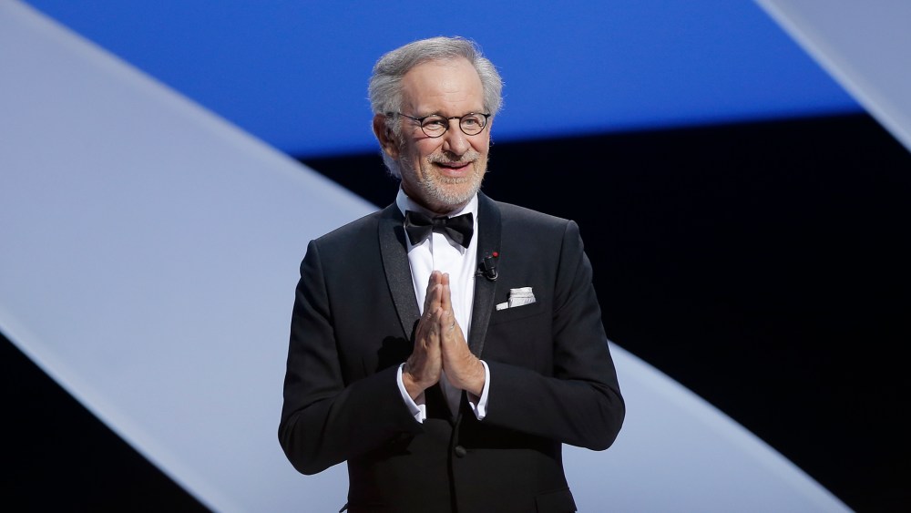 Director and jury president Steven Spielberg gestures to an applauding audience at Cannes, southern France, May 15, 2013. (Photo by Francois Mori/AP)