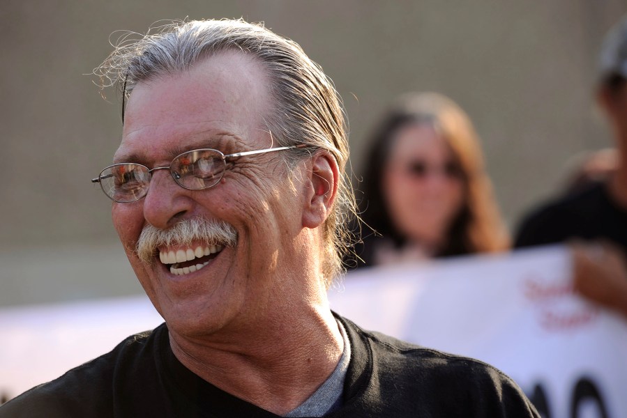 Jeff Mizanskey speaks after being released from the Jefferson City Correctional Center on Tuesday, Sept. 1, 2015. (Photo by Justin L. Stewart/Columbia Missourian/AP)