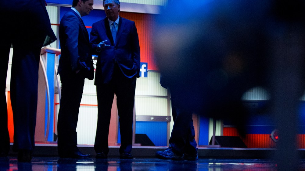 Republican presidential candidates Sen. Ted Cruz and Ohio Gov. John Kasich speak on Aug. 6, 2015, in Cleveland, Ohio. (Photo by Andrew Harnik/AP)