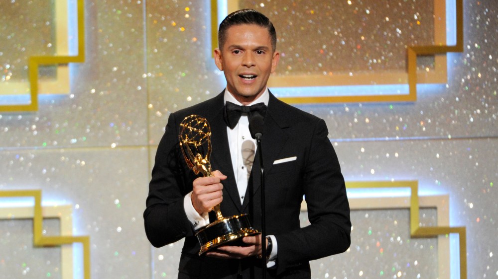 Rodner Figueroa accepts the award for outstanding daytime talent in Spanish for "El Gordo y la Flaca" at the 41st annual Daytime Emmy Awards at the Beverly Hilton Hotel on June 22, 2014, in Beverly Hills, Calif. (Photo by Chris Pizzello/Invision/AP)