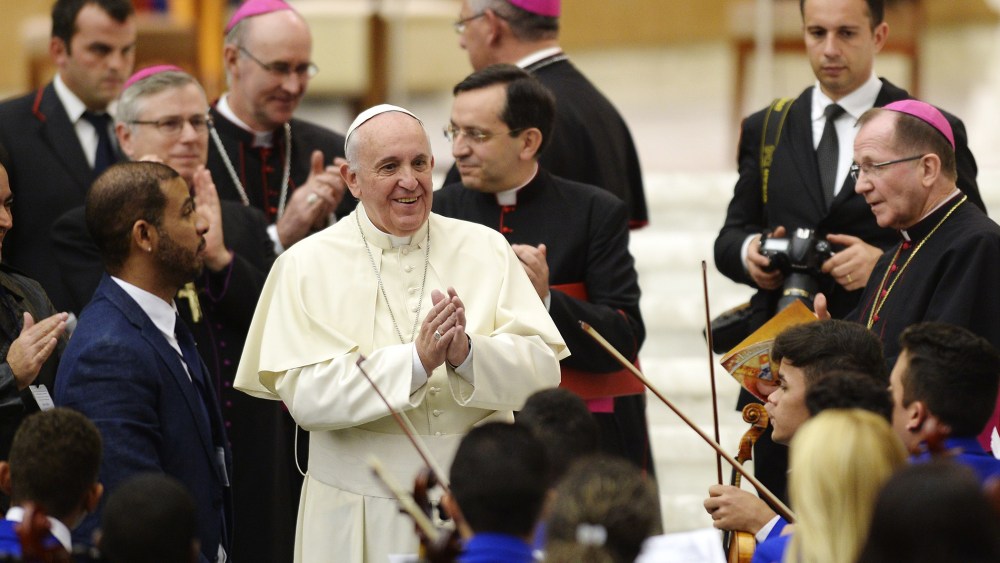 Pope Francis claps for the Brazilian Youth Orchestra in Paul VI Hall, Vatican City Rome, Italy, Oct. 31st, 2014. (Photo by Maria Laura Antonelli/AGF/SIPA)