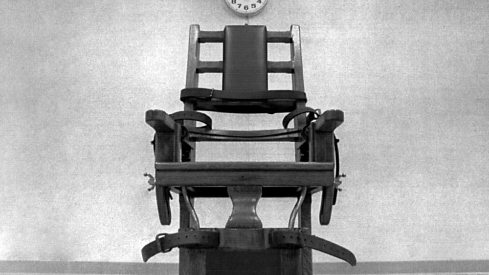 The Virginia electric chair is shown in this 1991 file photo taken in Greensville, Va. (Photo by Bruce Parker/Richmond Times-Dispatch/AP)