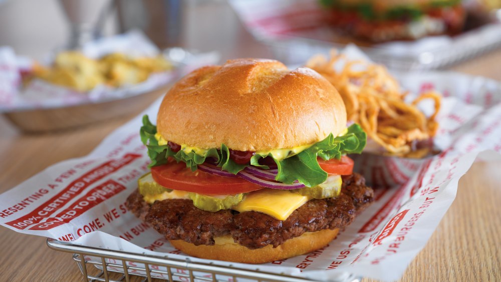 (Courtesy: Smashburger)