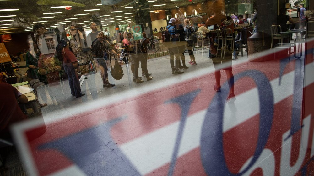 Hundreds of voters wait in line to cast their ballots on Nov. 4, 2014 in Austin, Texas. (Tamir Kalifa/AP)