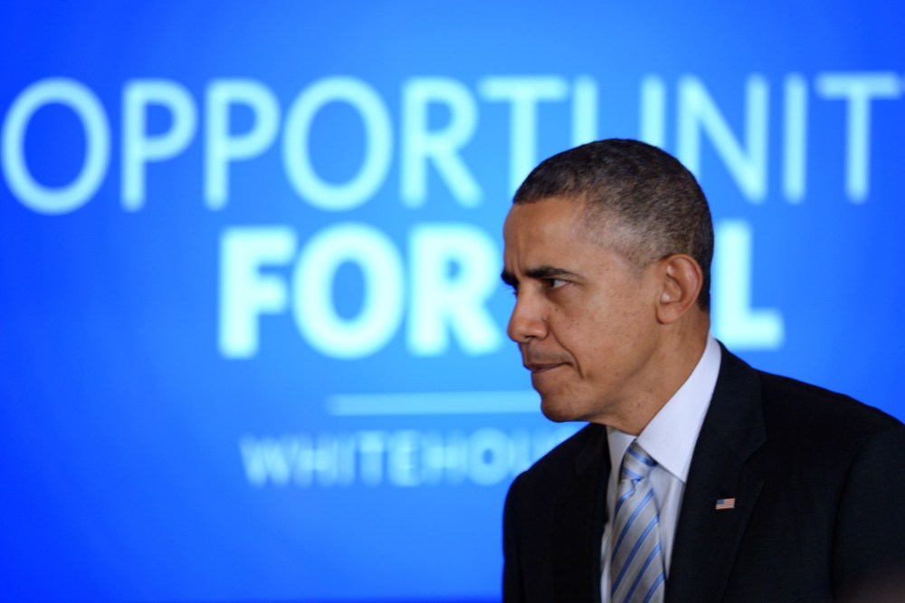 U.S.-WASHINGTON-OBAMA-MINIMUM WAGE-ORDER