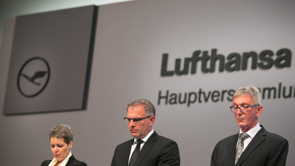 Simone Menne, CFO of Deutsche Lufthansa AG, Carsten Spohr, CEO of Deutsche Lufthansa AG, and Wolfgang Mayrhuber, chairman of Deutsche Lufthansa AG, during an Germanwings annual meeting in Hamburg, April 29, 2015. (Photo by Krisztian Bocsi/Bloomberg/Getty)