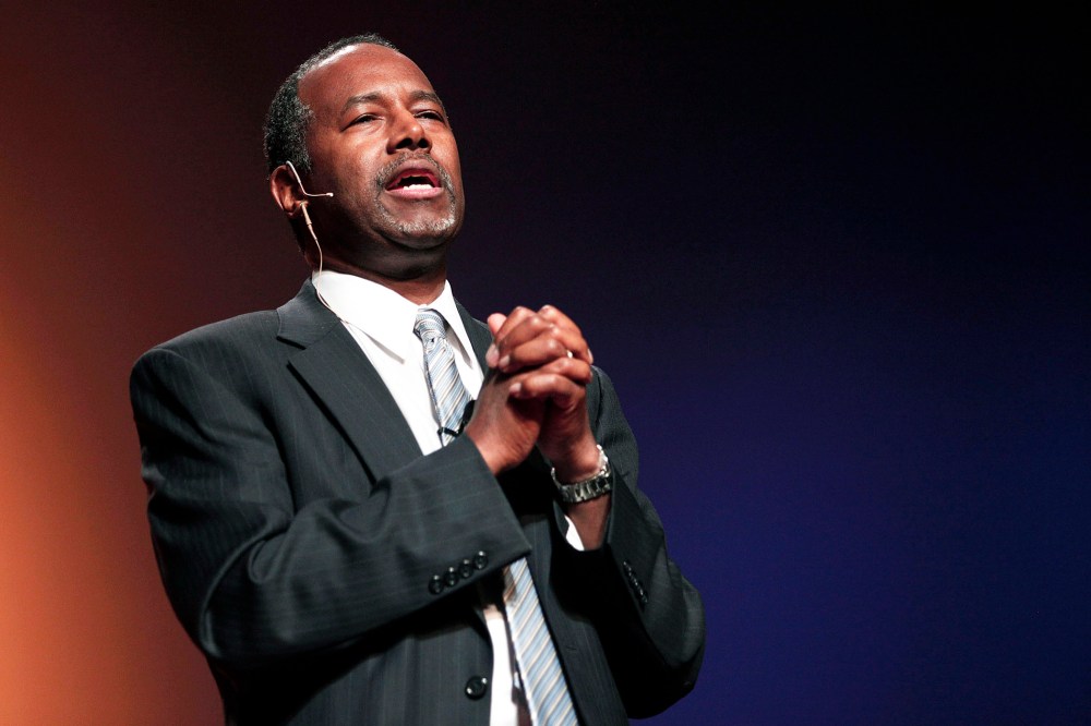 Dr. Ben Carson, a retired pediatric neurosurgeon, speaks as he officially announces his candidacy for President of the United States at the Music Hall Center for the Performing Arts May 4, 2015 in Detroit, Mich. (Photo by Bill Pugliano/Getty)