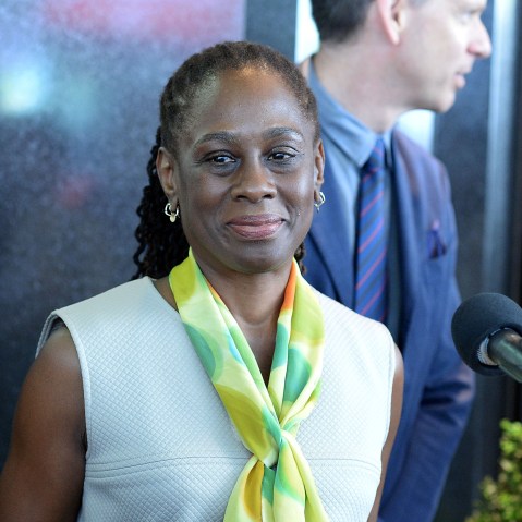 New York First Lady Chirlane McCray Visits The Empire State Building To Raise Awareness For Mental Health (Photo by Slaven Vlasic/Getty).