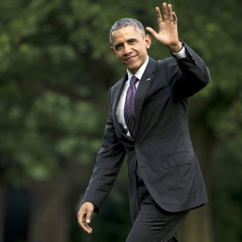 US President Barack Obama walks from Marine One to the White House on July 1, 2015 in Washington, D.C. (Photo by Brendan Smialowski/AFP/Getty)