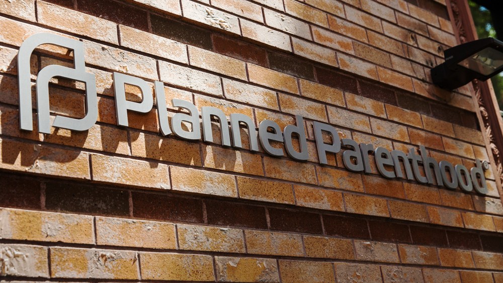 A Planned Parenthood location is seen on August 5, 2015. (Photo by Andrew Burton/Getty)