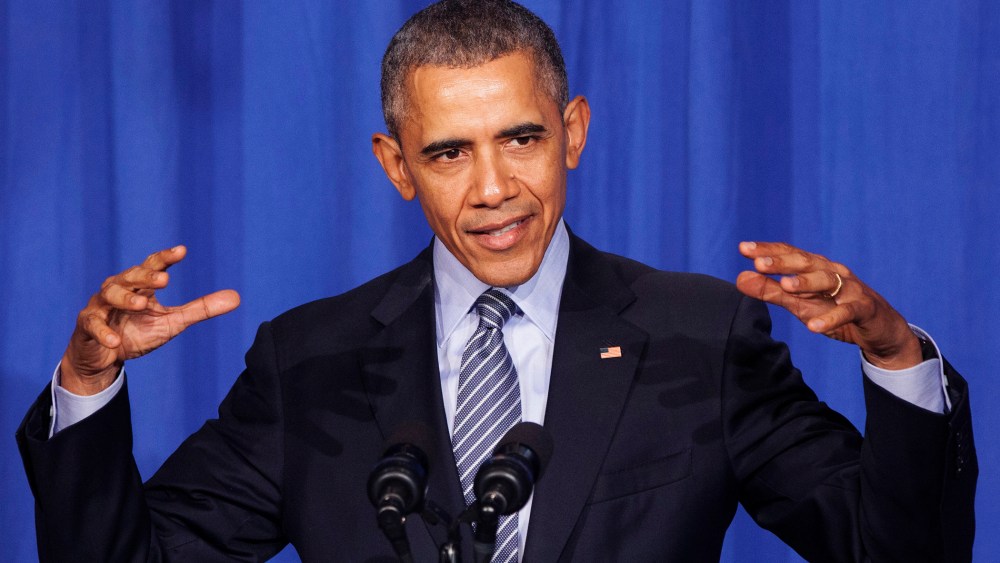 U.S. President Barack Obama makes remarks at an Organizing for Action dinner on Nov. 9, 2015 in Washington, DC. (Photo by Chris Kleponis/Pool/Getty)