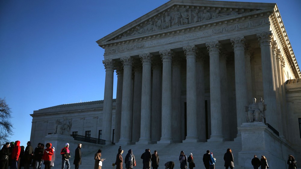 People wait in line to enter the U.S. Supreme Court building January 11, 2016 in Washington, D.C. (Photo by Mark Wilson/Getty)