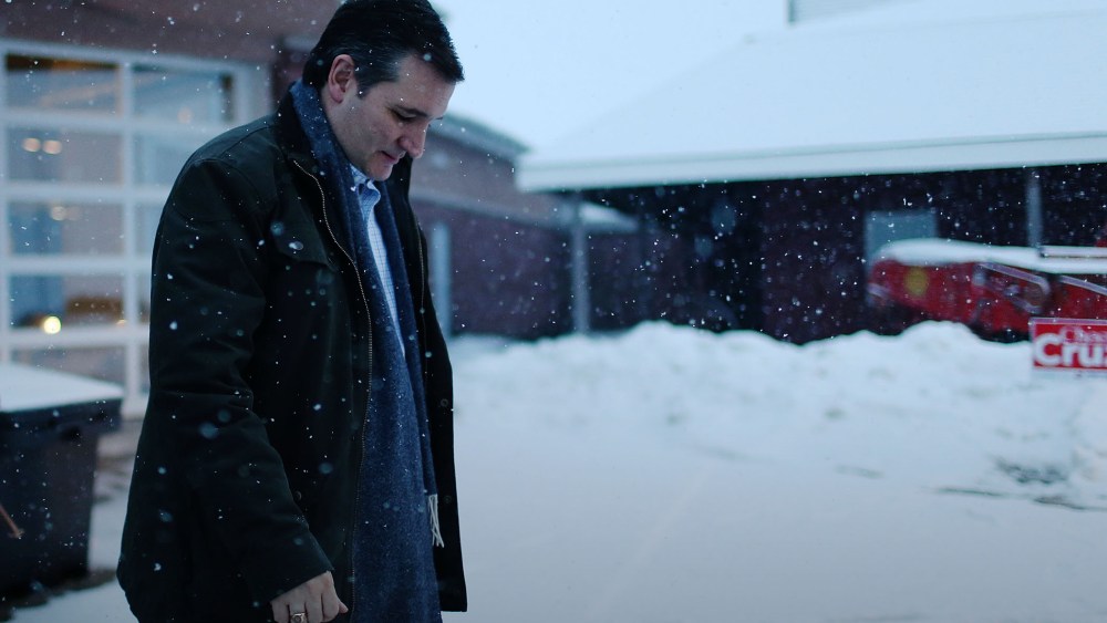 Republican presidential candidate Sen. Ted Cruz (R-TX) walks to his vehicle after a campaign event at the Heartland Acres Agribition Center on Jan. 25, 2016 in Independence, Iowa. (Photo by Joe Raedle/Getty)