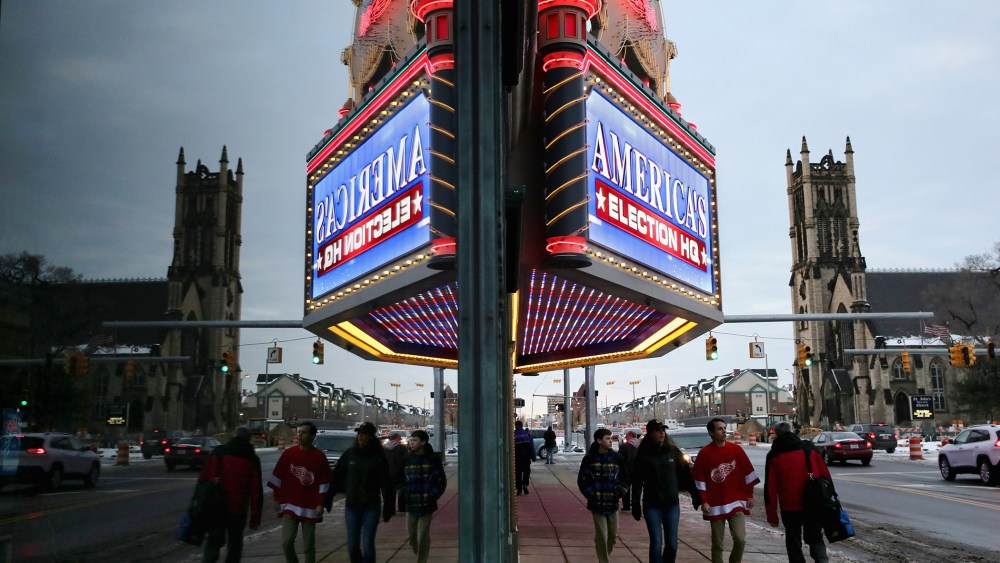 The electronic screen on the Fox Theater marquee advertises the upcoming Republican presidential debate March 2, 2016 in Detroit, Mich. (Photo by Chip Somodevilla/Getty)