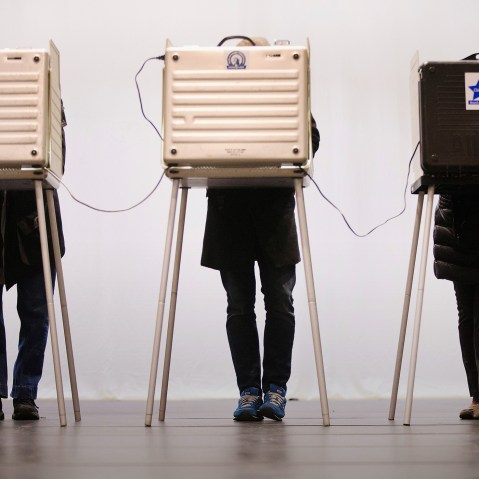 Voters casts their ballots at ChiArts High School on March 15, 2016 in Chicago, Ill. (Photo by Scott Olson/Getty)
