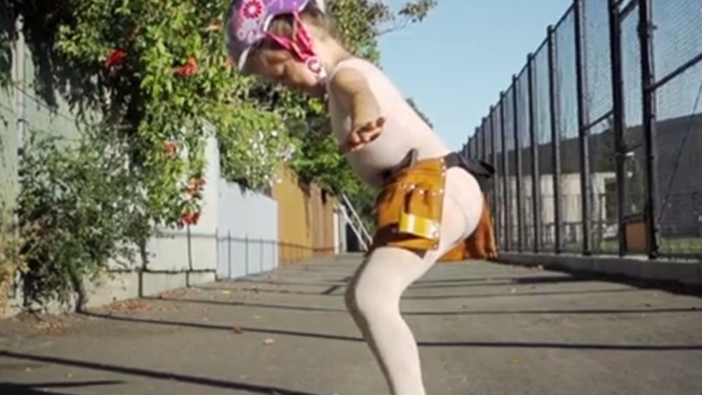 Screen capture from GoldieBlox web advertisement.