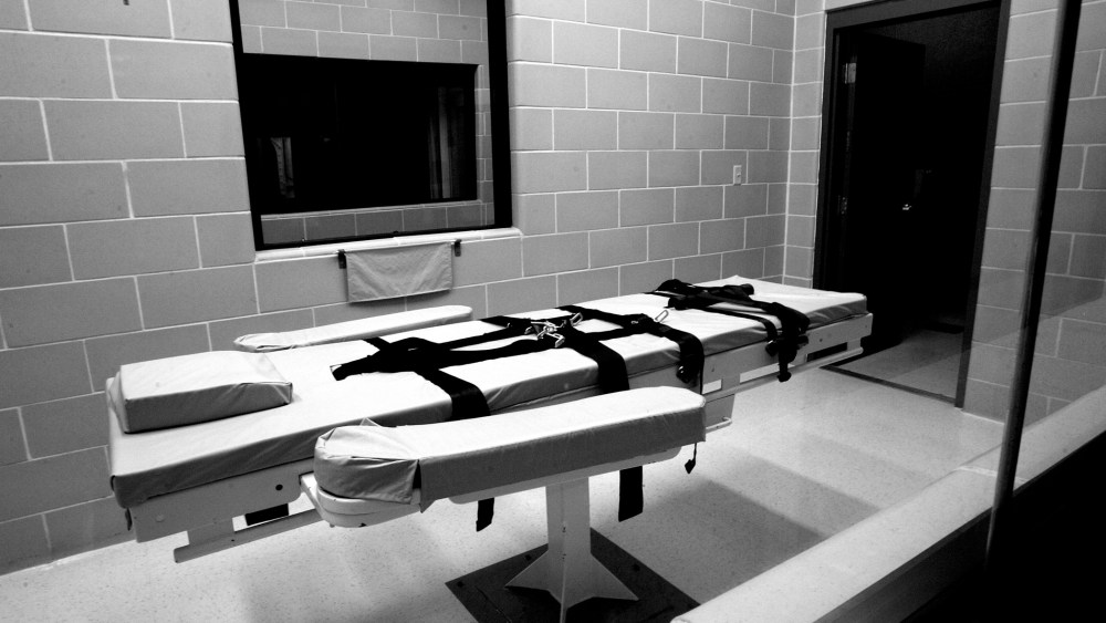 The lethal injection chamber at Eyman Prison in Phoenix, Ariz.
