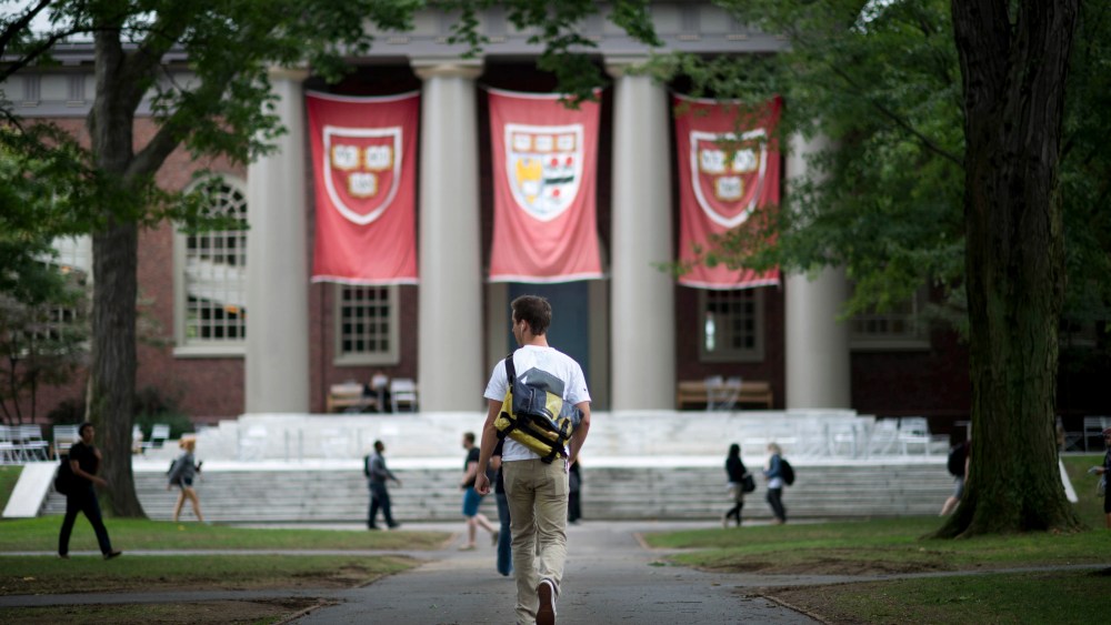 Harvard University students on campus in Cambridge, Mass. on Sept. 10, 2013. (Photo by Gretchen Ertl/The New York Times/Redux)