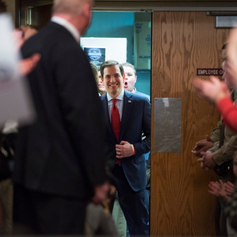 Republican presidential candidate Marco Rubio enters the hall before speaking during a campaign appearance in Andover, Minn. on March 1, 2016. (Photo by Craig Lassig/EPA)