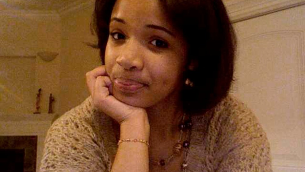 This undated family photo provided by Damon Stewart shows 15-year-old Hadiya Pendleton of Chicago. Pendleton was shot and killed Tuesday, Jan. 29, 2013, in a Chicago park as she talked with friends by a gunman who apparently was not even aiming at her....