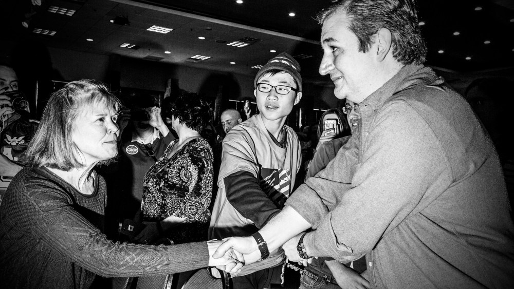 Senator Ted Cruz shakes hands with supporters at rally in Ames, Ia., Jan. 30, 2016. (Photo by Mark Peterson/Redux for MSNBC)