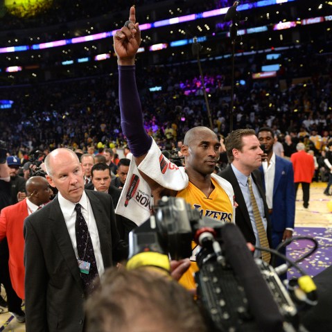 NBA: Utah Jazz at Los Angeles Lakers (Photo by Robert Hanashiro/USA TODAY Sports/Reuters)