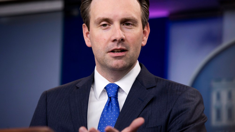 White House press secretary Josh Earnest speaks during the daily news briefing at the White House in Washington. (Photo by Carolyn Kaster/AP)