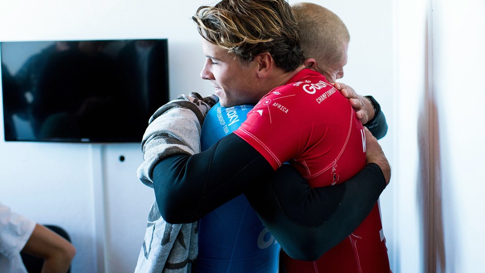 Mick Fanning and Julian Wilson (Photo by Kristen Scholtz/WSL/AFP/Getty)