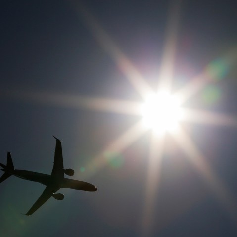 A commercial airliner takes off from Logan airport in Boston, Mass. (Photo by Brian Snyder/Reuters)