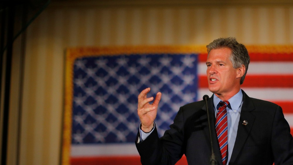 Republican candidate for the U.S. Senate Scott Brown speaks to supporters after winning the Republican primary in Concord, New Hampshire on Sep. 9, 2014. (Brian Snyder/Reuters)