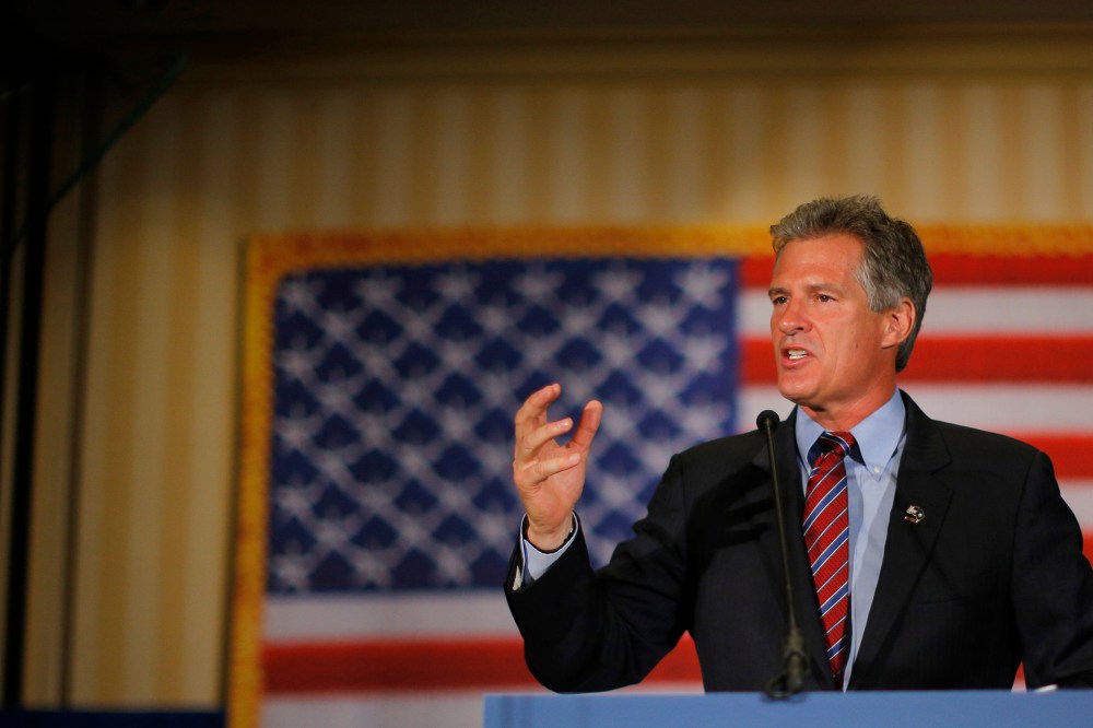 Republican candidate for the U.S. Senate Scott Brown speaks to supporters after winning the Republican primary in Concord, New Hampshire on Sep. 9, 2014. (Brian Snyder/Reuters)