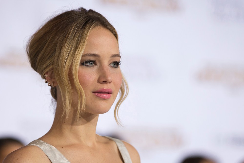 Cast member Jennifer Lawrence poses at the premiere of "The Hunger Games: Mockingjay - Part 1" in Los Angeles, Calif. on Nov. 17, 2014. (Photo by Mario Anzuoni/Reuters)